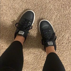 Black Adidas Cloudfoam Sneakers